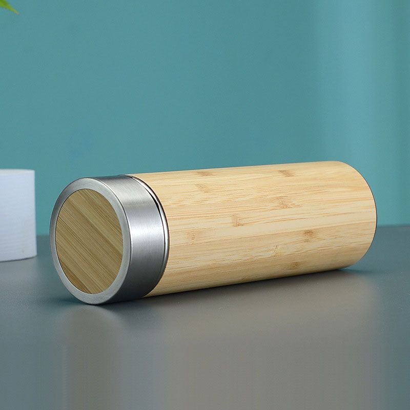 Termo en Bambu y Acero con Canasta de Infusión